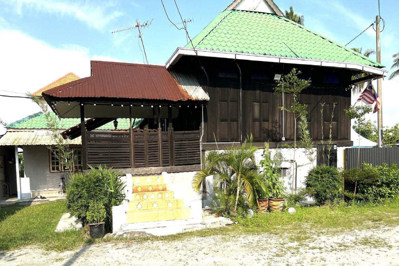Oyo Home 90495 Homestay Kampung Kota Aur Sungai Petani Eksteriør billede